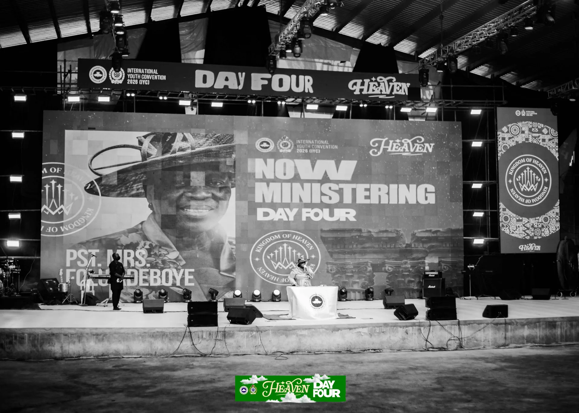 Mummy G.O. addressing the youth convention